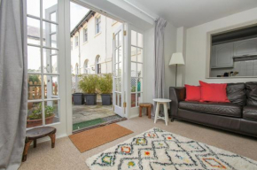 Arundel Mews - Parking - by Brighton Holiday Lets